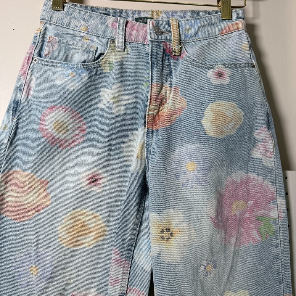 Wild Fable Jeans Women's Blue Floral Denim Light Wash Straight Relaxed Fit -‎ 00 - Picture 2 of 14